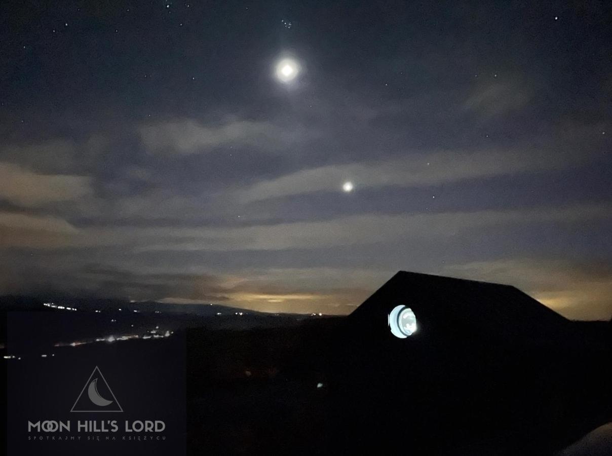 Moon Hill's Lord Apartment *